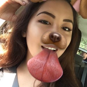 Meet your Posher, Alyssa